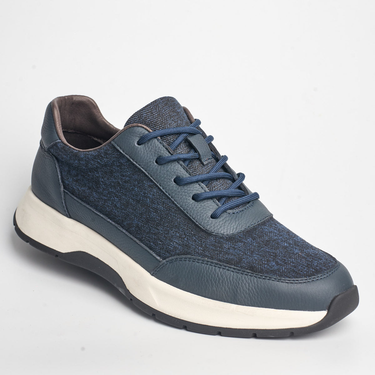 BB-018 Navy - Tweed Low-Top Runner - Bruno Bunker