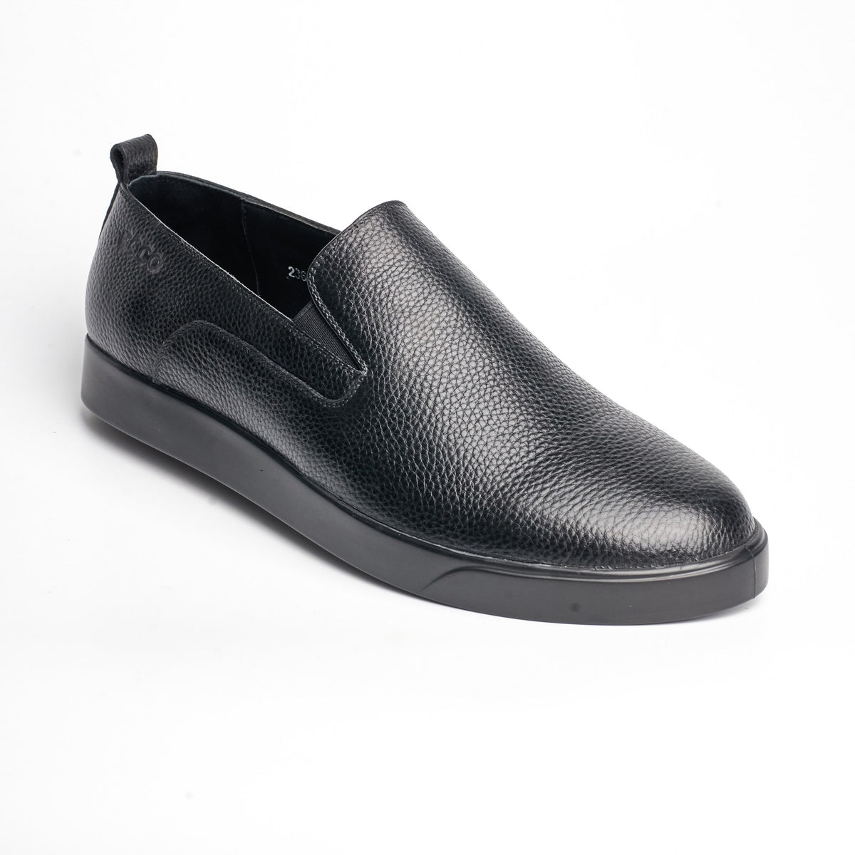 BB-073 Black - Leather Slip-On Sneaker - Bruno Bunker