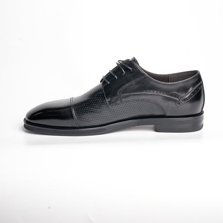 BB-081 Black - Perforated-Side Cap-Toe Oxford - Bruno Bunker