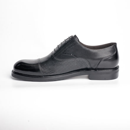 BB-084 Black - Perforated Cap-Toe Oxford - Bruno Bunker
