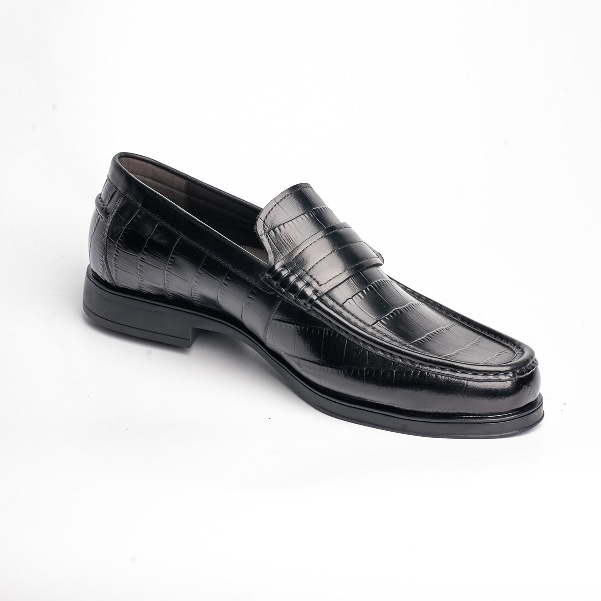 BB-108 Black - Croc-Embossed Buckle Loafer - Bruno Bunker
