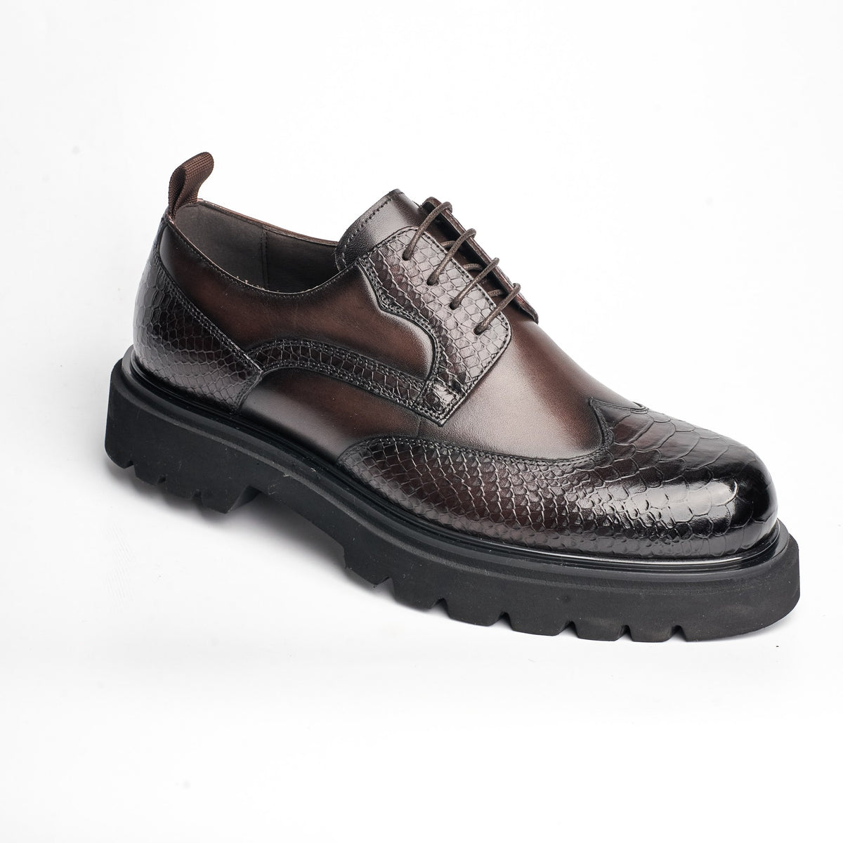BB-112 Brown - Wingtip Lug-Sole Derby - Bruno Bunker