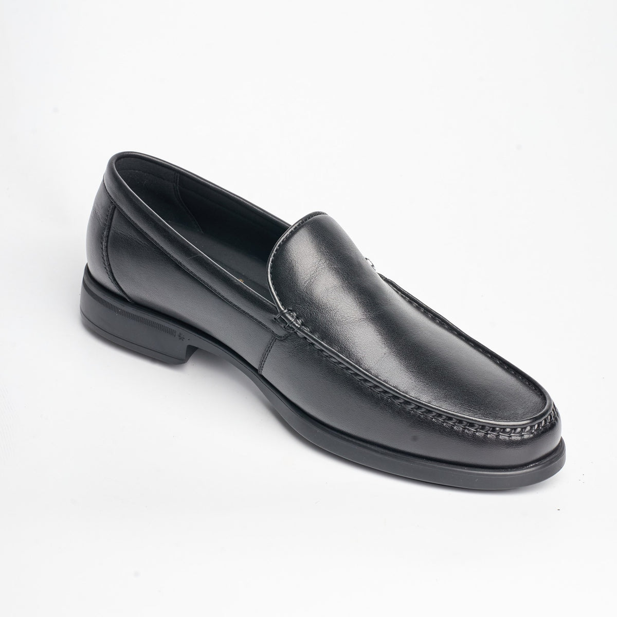 BB-117 Black - Logo Venetian Slip-On - Bruno Bunker