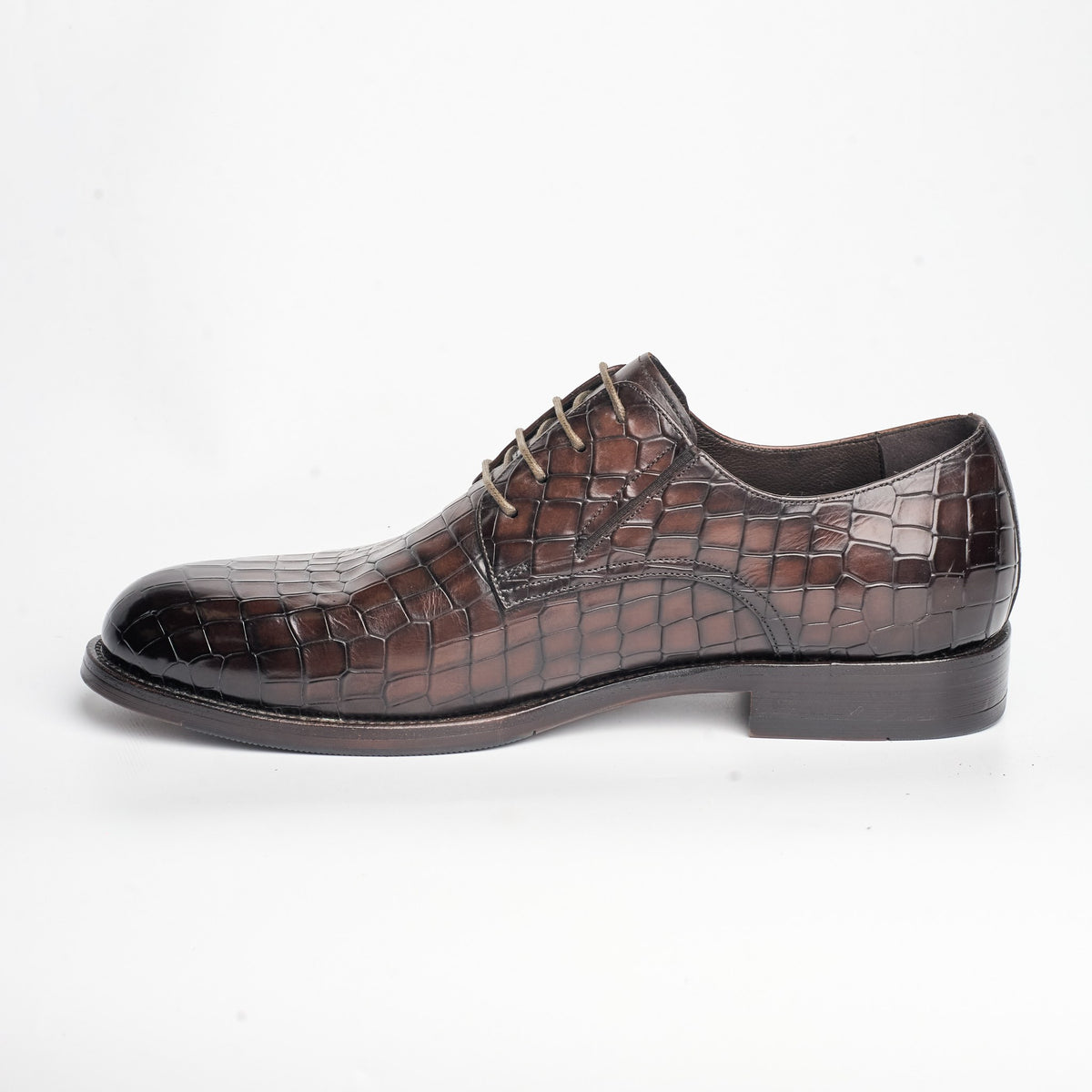 BB-136 Brown - Round Croc-Embossed Derby - Bruno Bunker