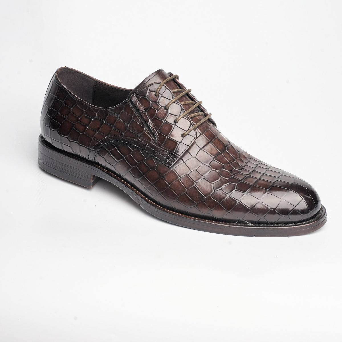 BB-136 Brown - Round Croc-Embossed Derby - Bruno Bunker