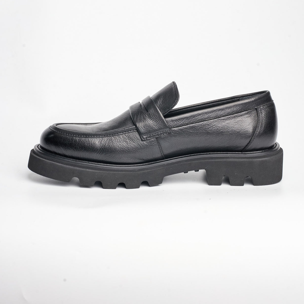 BB-145 Black - Chunky Lug-Sole Penny Loafer - Bruno Bunker