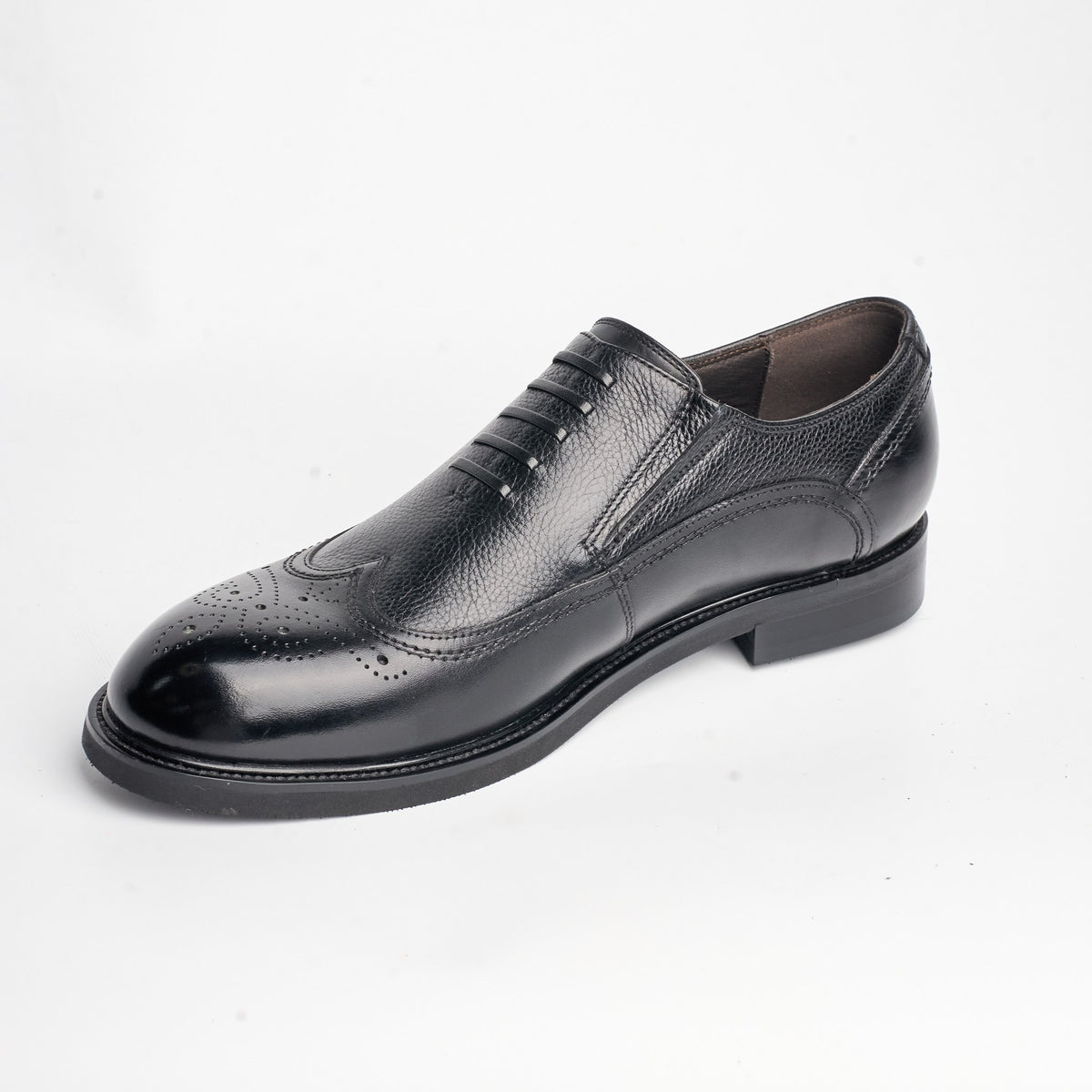 BB-152 Black - Brogue Gore Oxford - Bruno Bunker