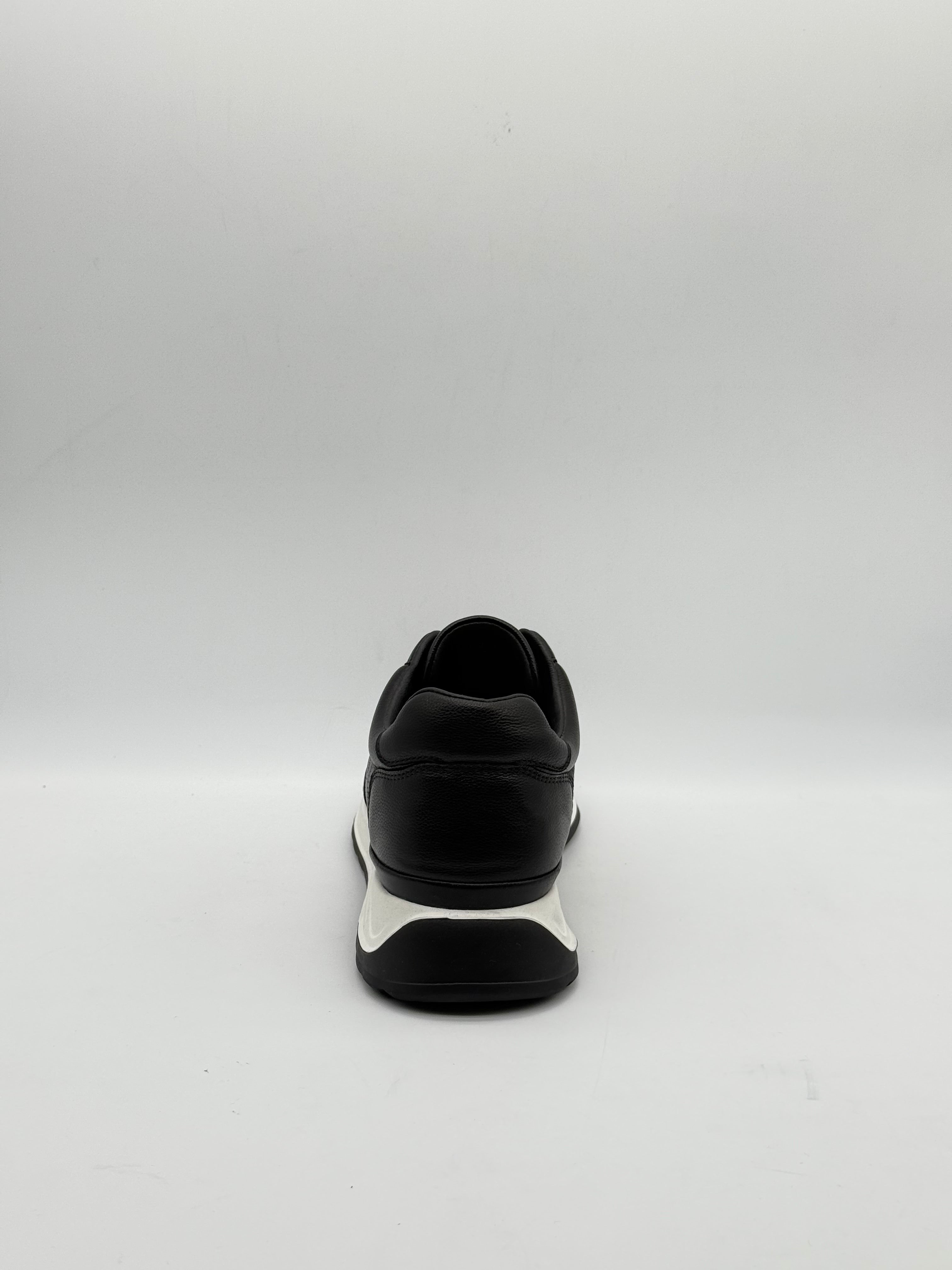 Croc-Embossed Leather Runner Sneaker