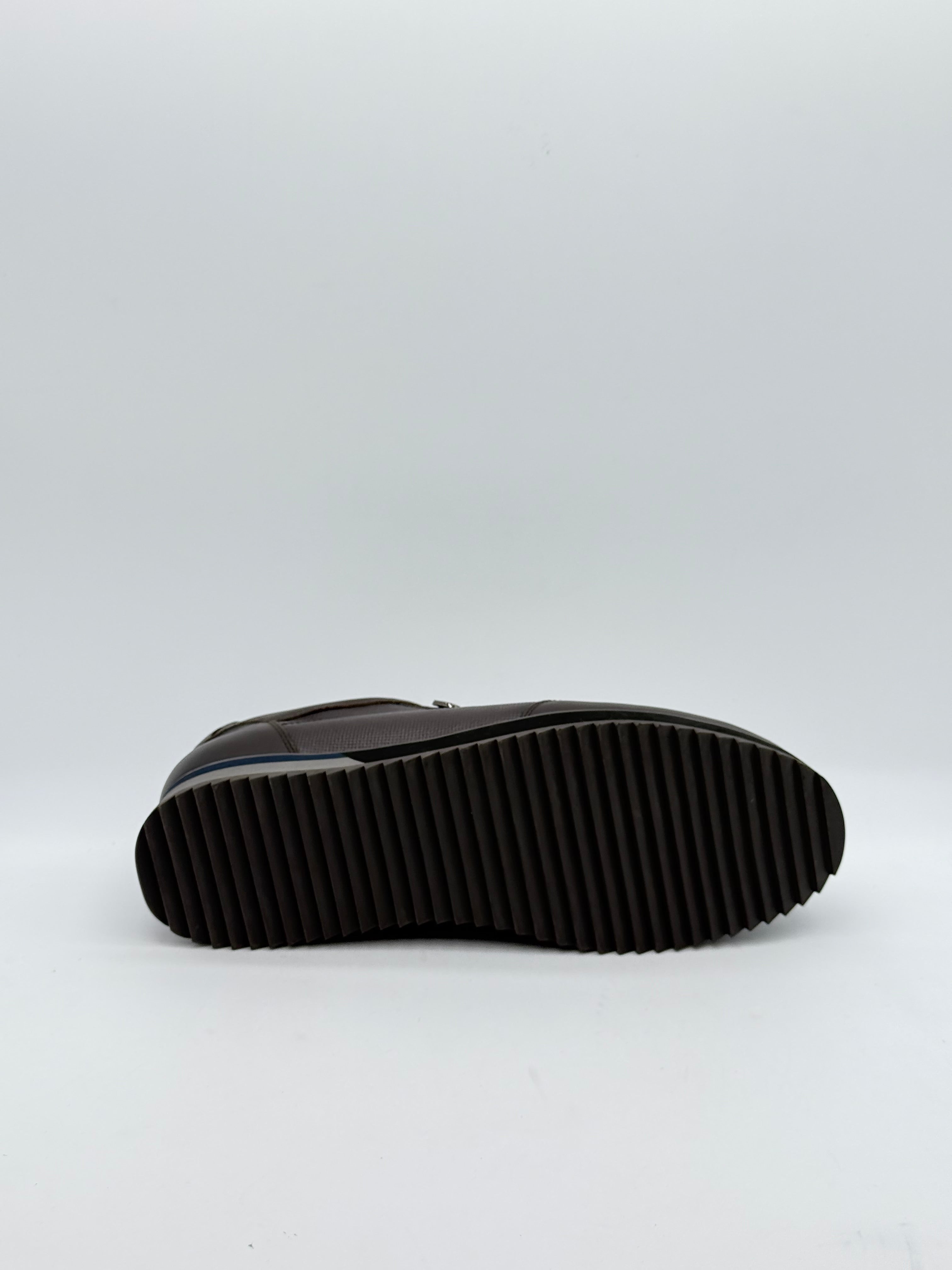 Cross-Grain Leather Derby Sneaker