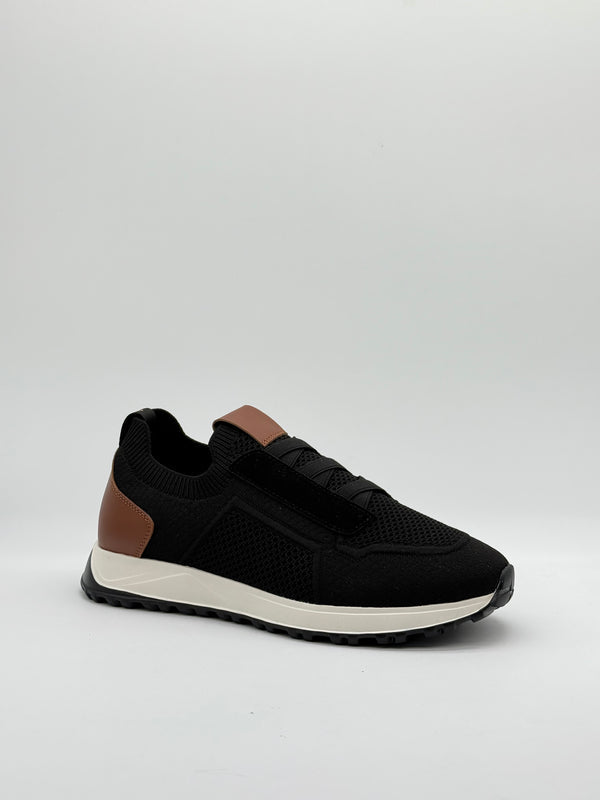 Knit Mesh Runner Sneaker