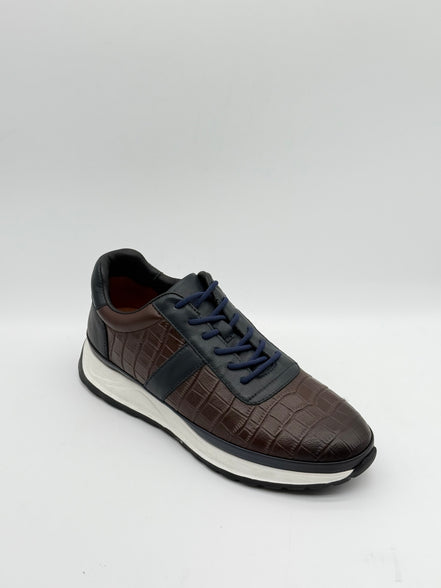 Laced Croc-Embossed Leather Runner Sneaker