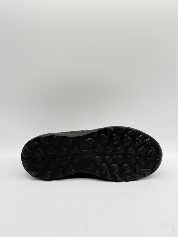 Leather & Knit Collar Runner Sneaker
