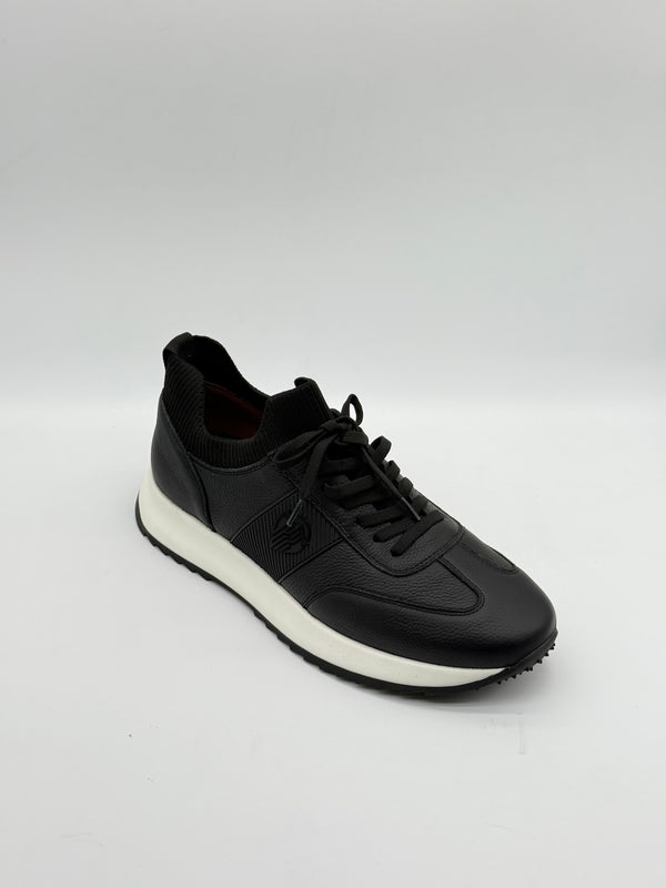 Pebbled Leather & Knit Collar Runner