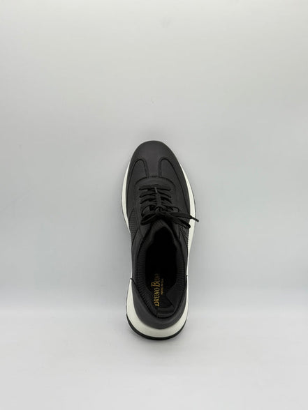 Pebbled Leather & Knit Collar Runner