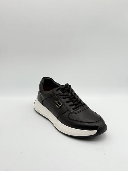 Pebbled Leather Logo Runner Sneaker