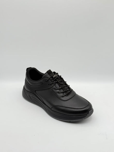 Pebbled Leather Runner Sneaker