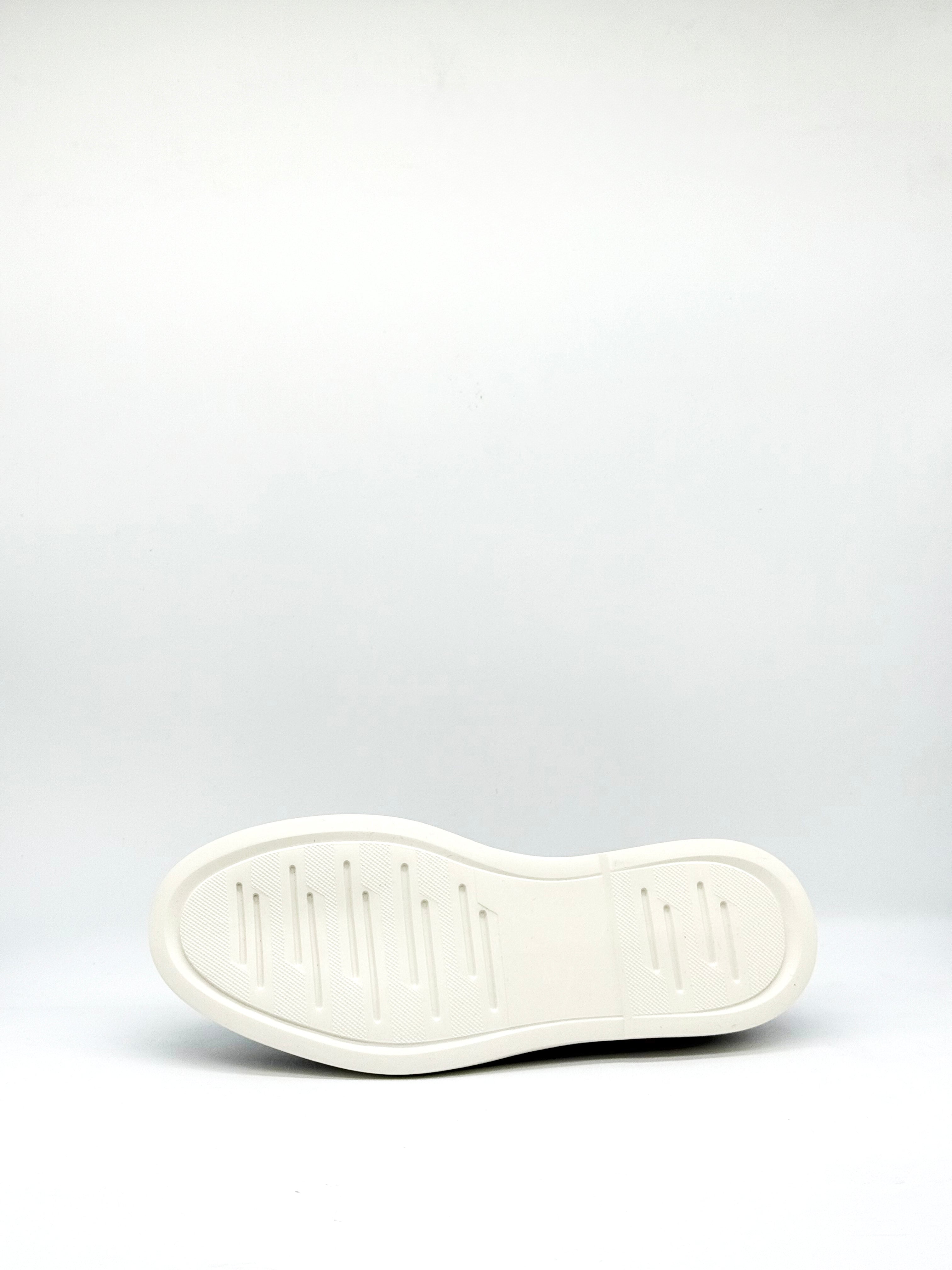 Pebbled Leather Stripe Band Loafer - Navy