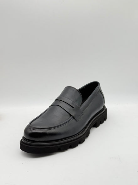 Smooth Leather Penny Loafer