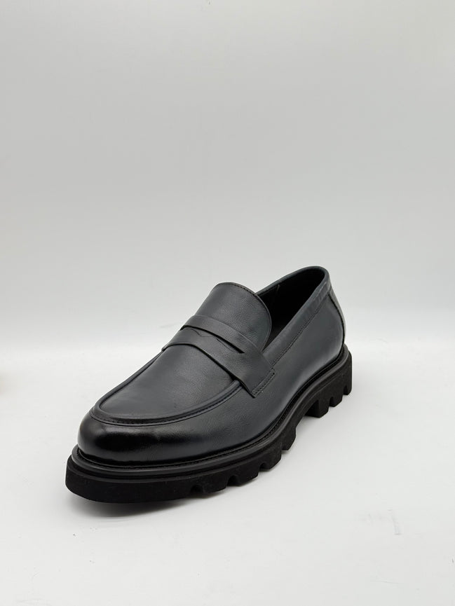 Smooth Leather Penny Loafer