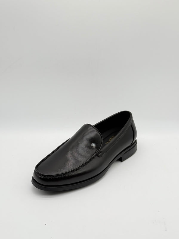 Smooth Leather Loafer with Globe Pin