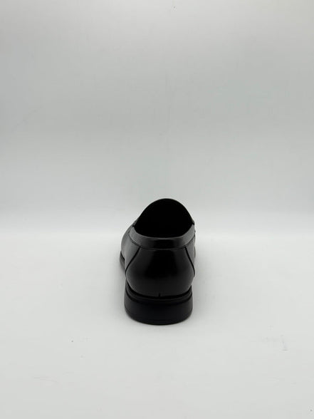 Smooth Leather Loafer with Globe Pin